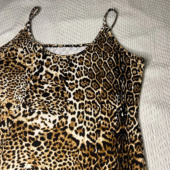 🖤Leopard Print Classic Multi Purpose Dress🖤 - Picture 3 of 5